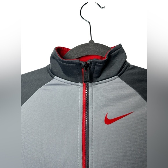 Nike Kids Full Zip Track Jacket Gray Red Trim Size 7 (6–7 Yrs) - Picture 3 of 6